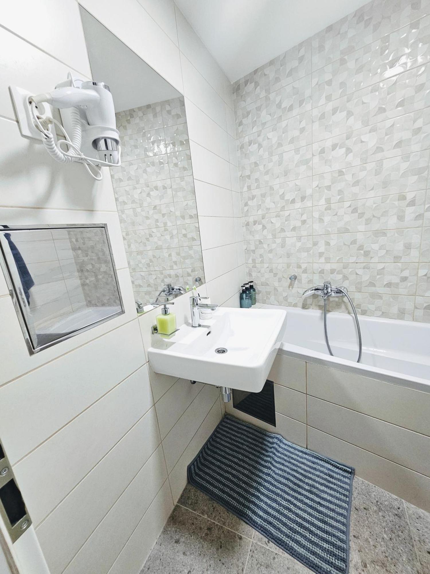 Swanky Loft Retreat Praga